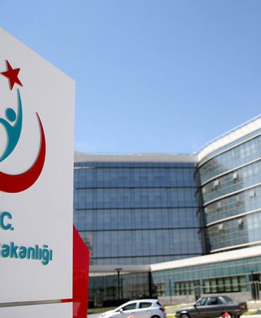 İzmir İl Sağlık Müdürlüğü 24 Sürekli İşçi Alımı Yapıyor