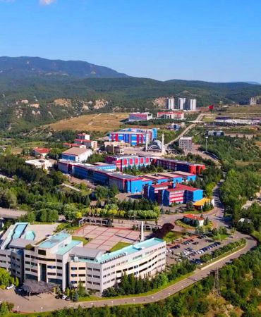 Karabük Üniversitesi 13 Personel Alımı Yapıyor