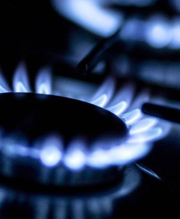 Enerji Bakanı Açıkladı: Doğal Gaz ve Elektriğe Zam Gelecek Mi?