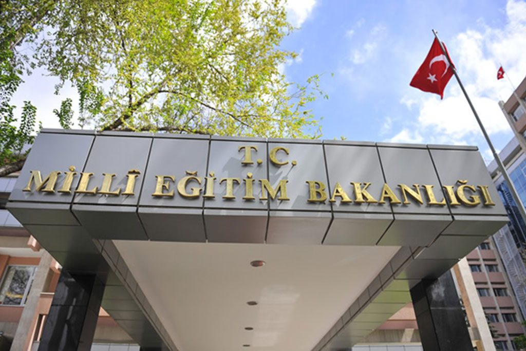 Milli Eğitim Bakanlığı Eğitim Kurumları Yönetici Görevlendirme Yönetmeliği Resmi Gazete'de Yayımlandı