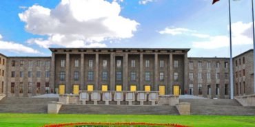 Türkiye Büyük Millet Meclisi 5 Personel Alımı Yapıyor (200 Bin TL Maaş İmkanı)