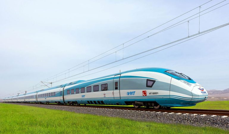 Yüksek Hızlı Tren Servis Ve İkram Görevlisi Alımı İş İlanı Yayımlandı