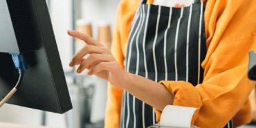 Kasiyer Maaşları 2026 - Kasiyerler Ne Kadar Maaş Alıyor?